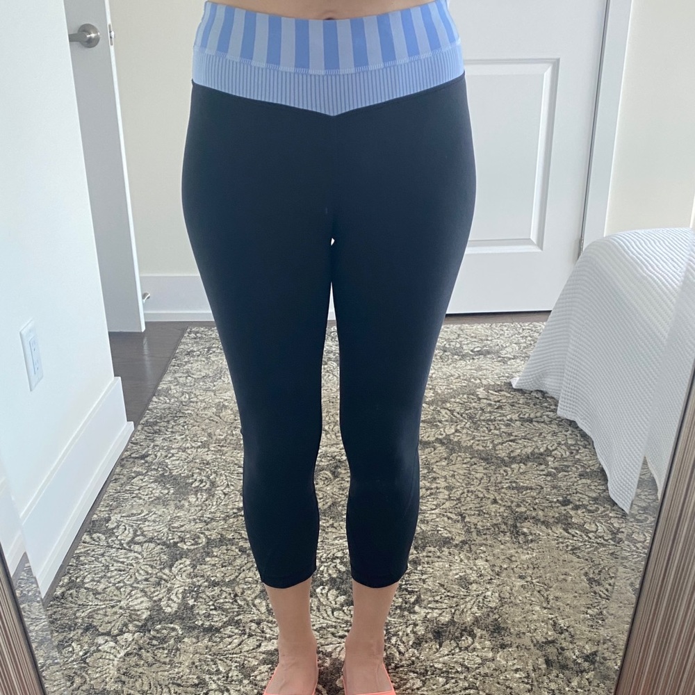 Lululemon crop size 4